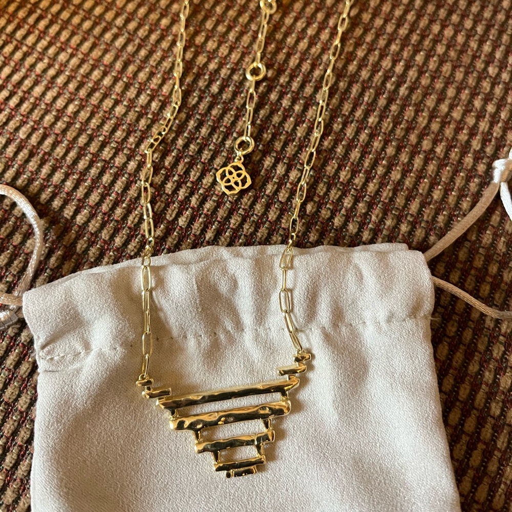 Kendra Scott Ryland Pendant Necklace